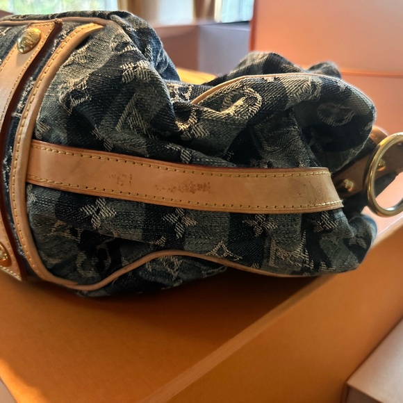 Denim Louis Vuitton Pre-Owned 2006 Cabas Raye GM tote bag - Picture 8 of 17